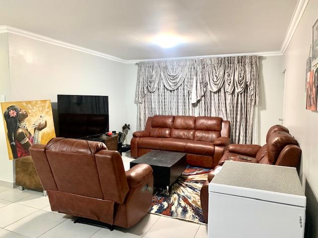 3 Bedroom Property for Sale in Heuwelsig Free State